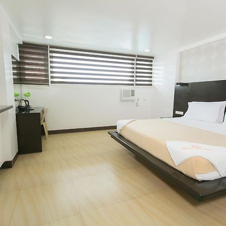 Sun Garden Hotel Tarlac Eksteriør bilde